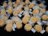 Sachê mini sabonetinhos favo de Mel